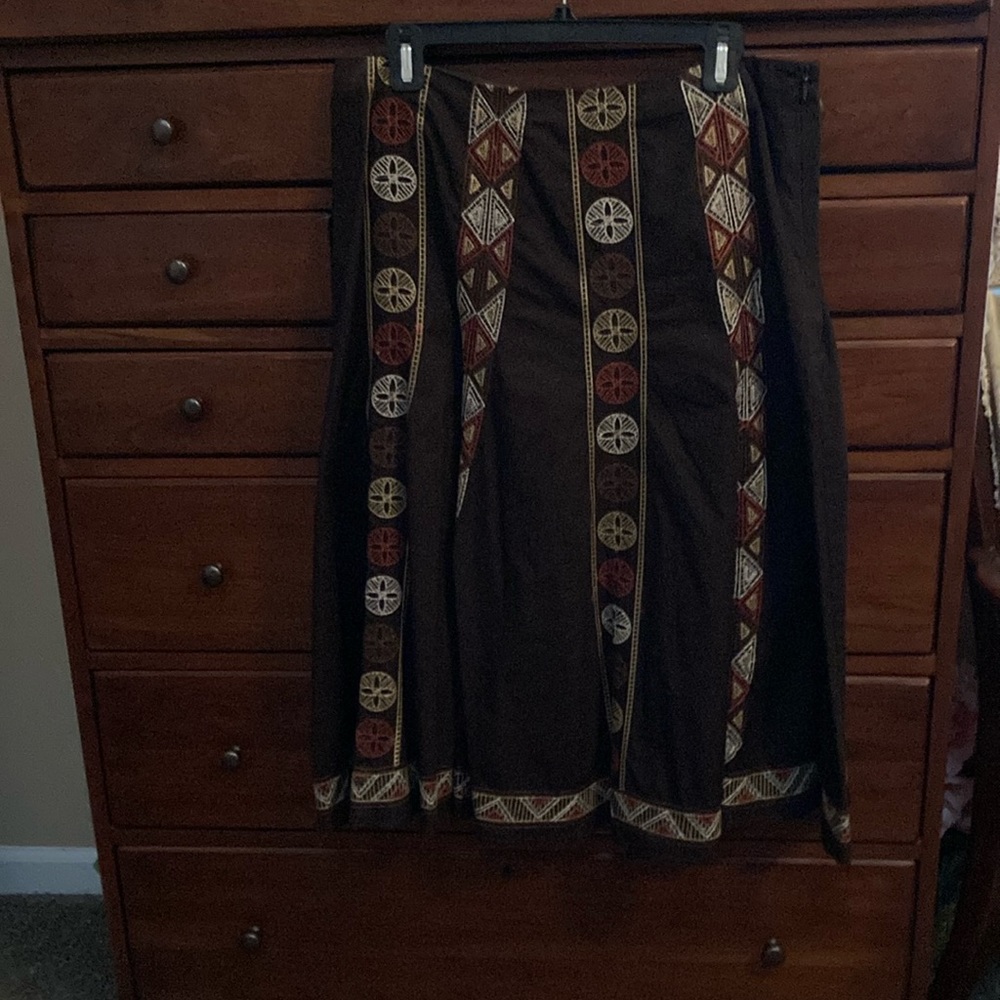 Sunny Leigh cotton embroidered skirt size 12